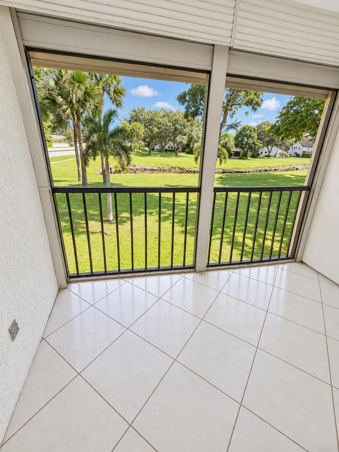 23288 SW LYONS Road #106