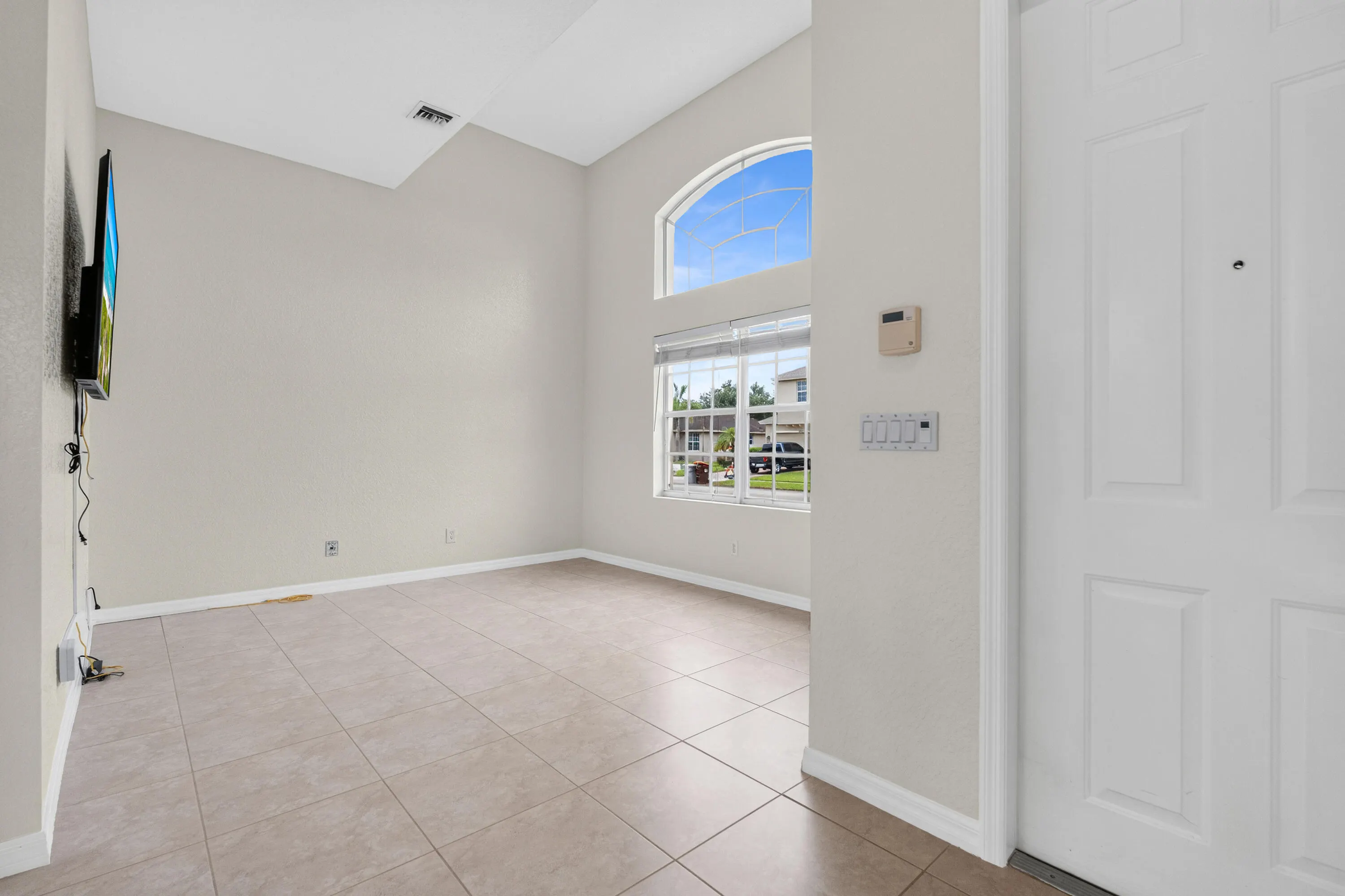 9951 E VERONA Circle