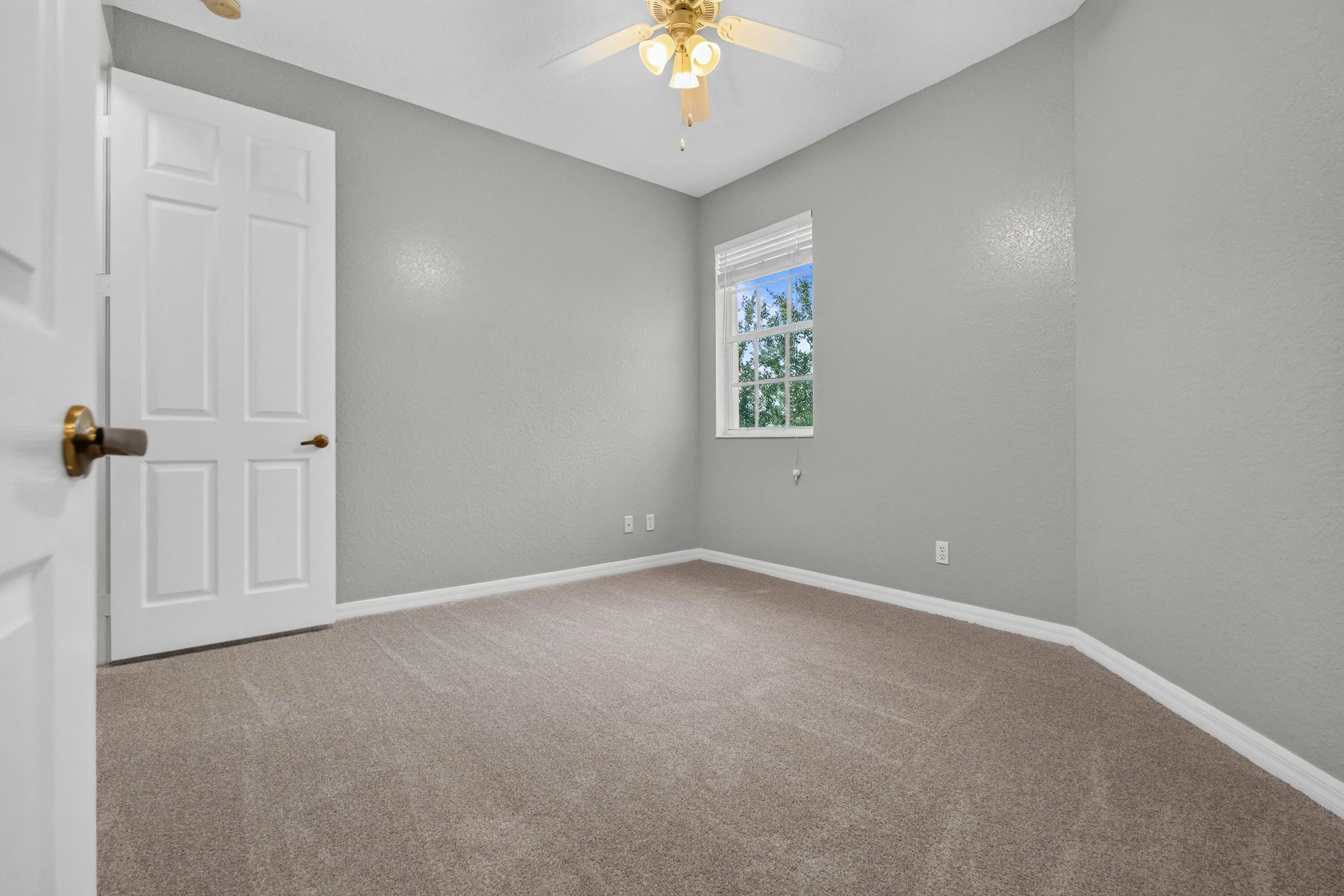 9951 E VERONA Circle