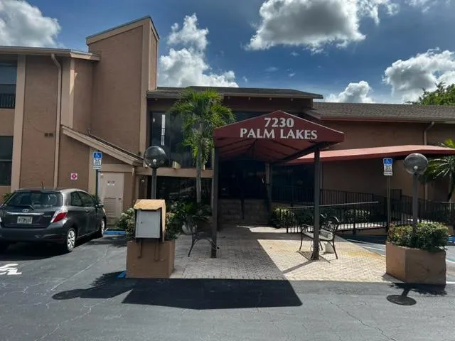 260 NW 76th Avenue #108