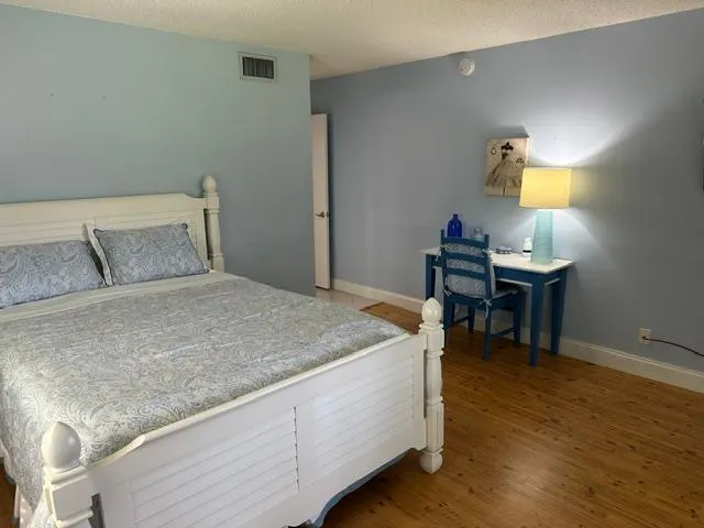 260 NW 76th Avenue #108