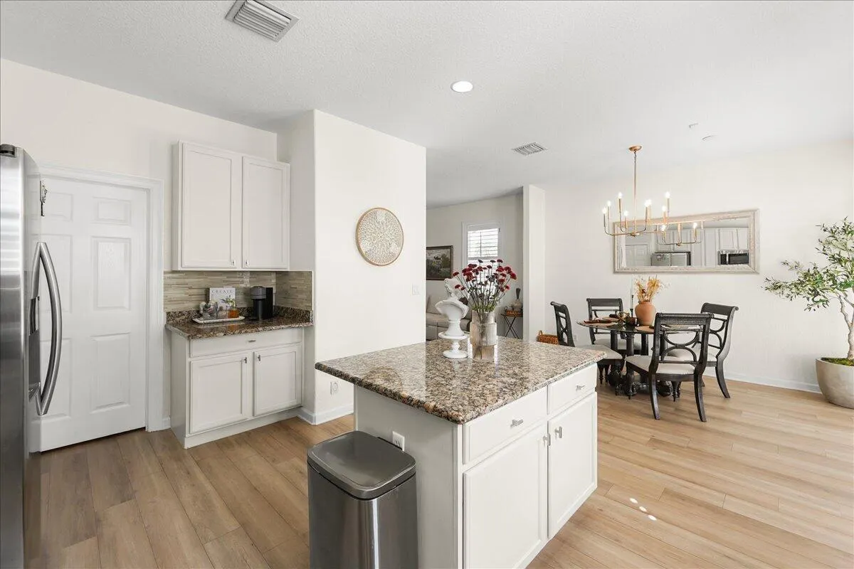 8044 Murano Circle