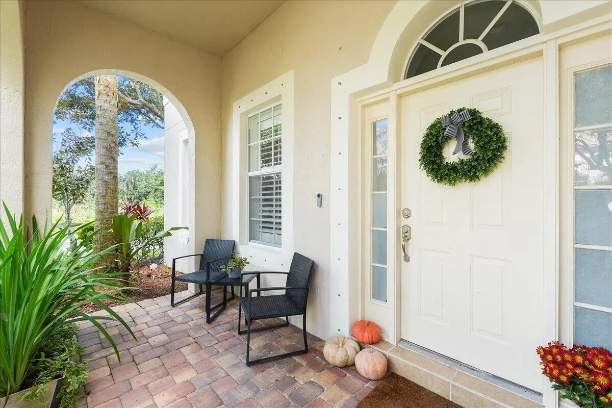 8044 Murano Circle