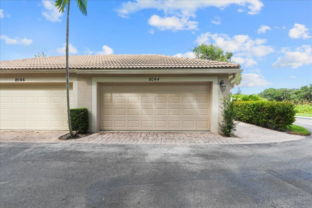 8044 Murano Circle