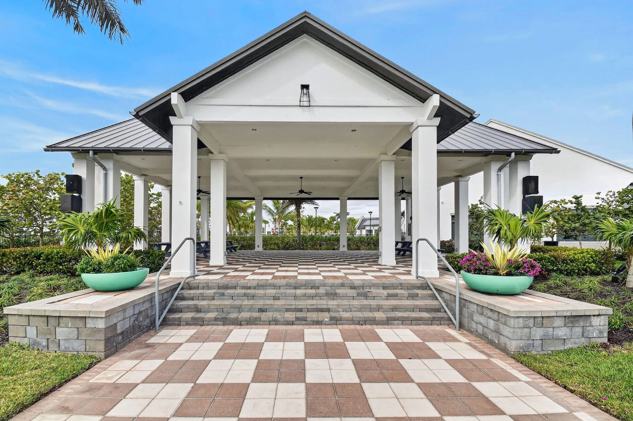15811 Key Biscayne Lane
