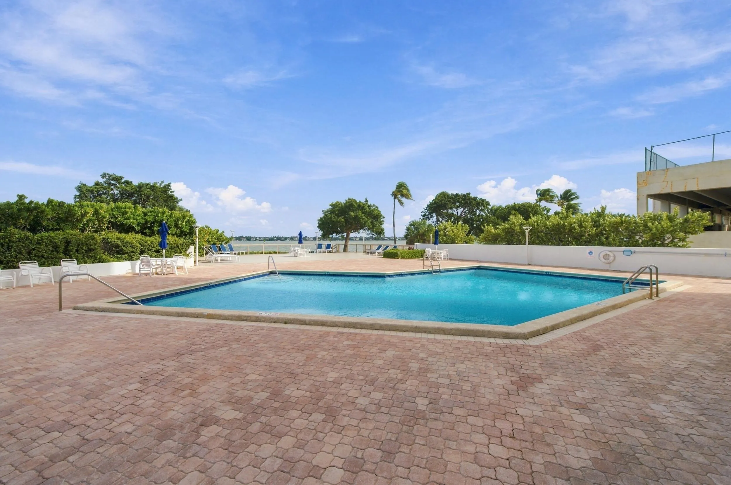 5600 N FLAGLER Drive #PH108