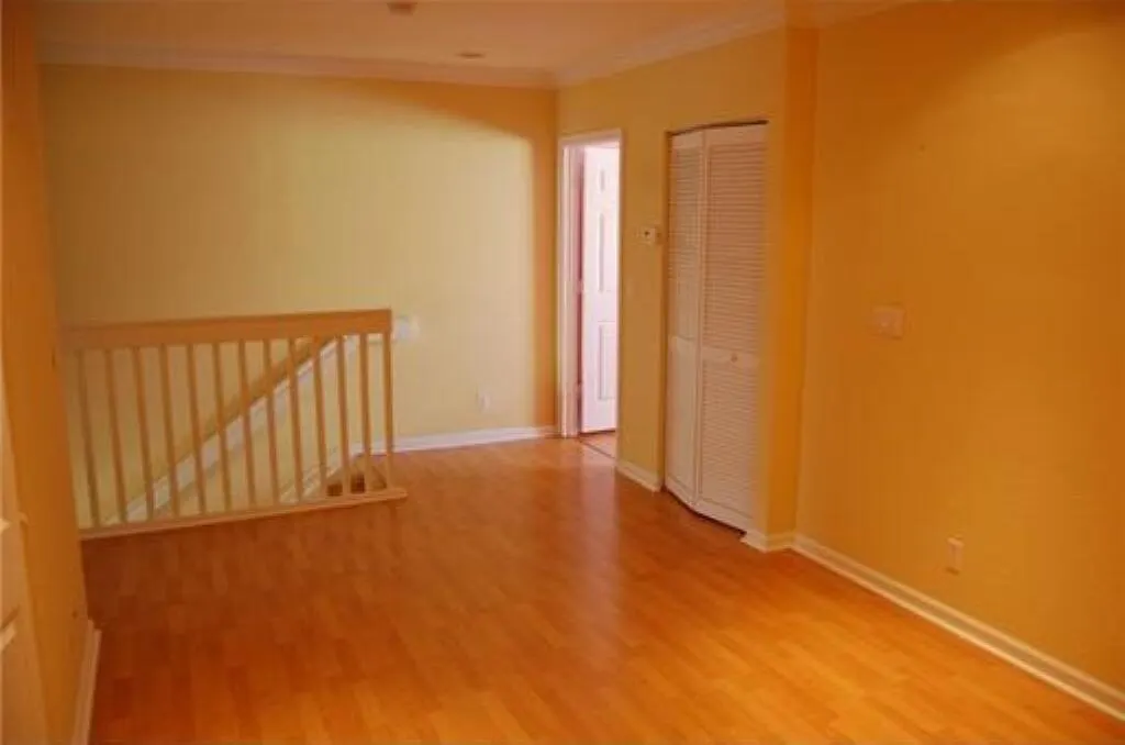 13377 Georgian Court