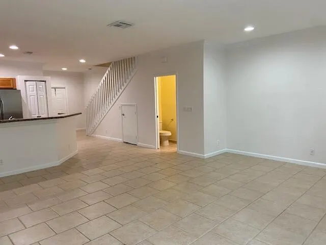 13377 Georgian Court