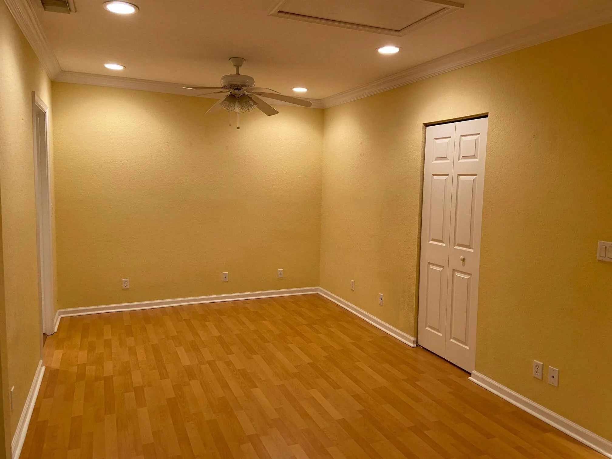 13377 Georgian Court