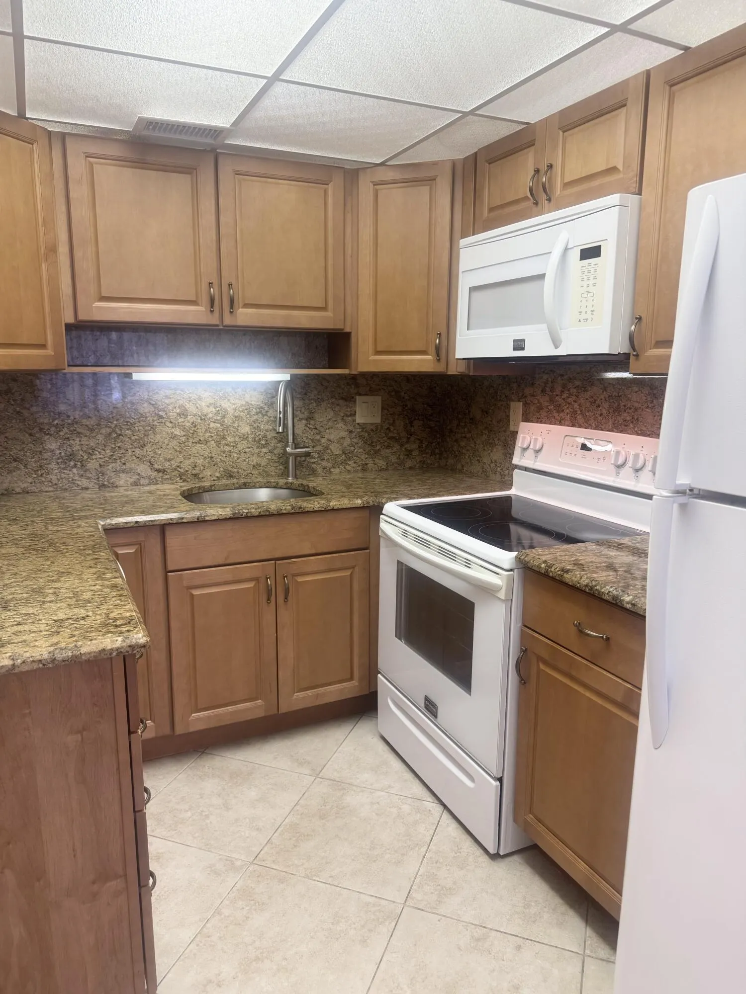 2381 SUNSET Avenue #117