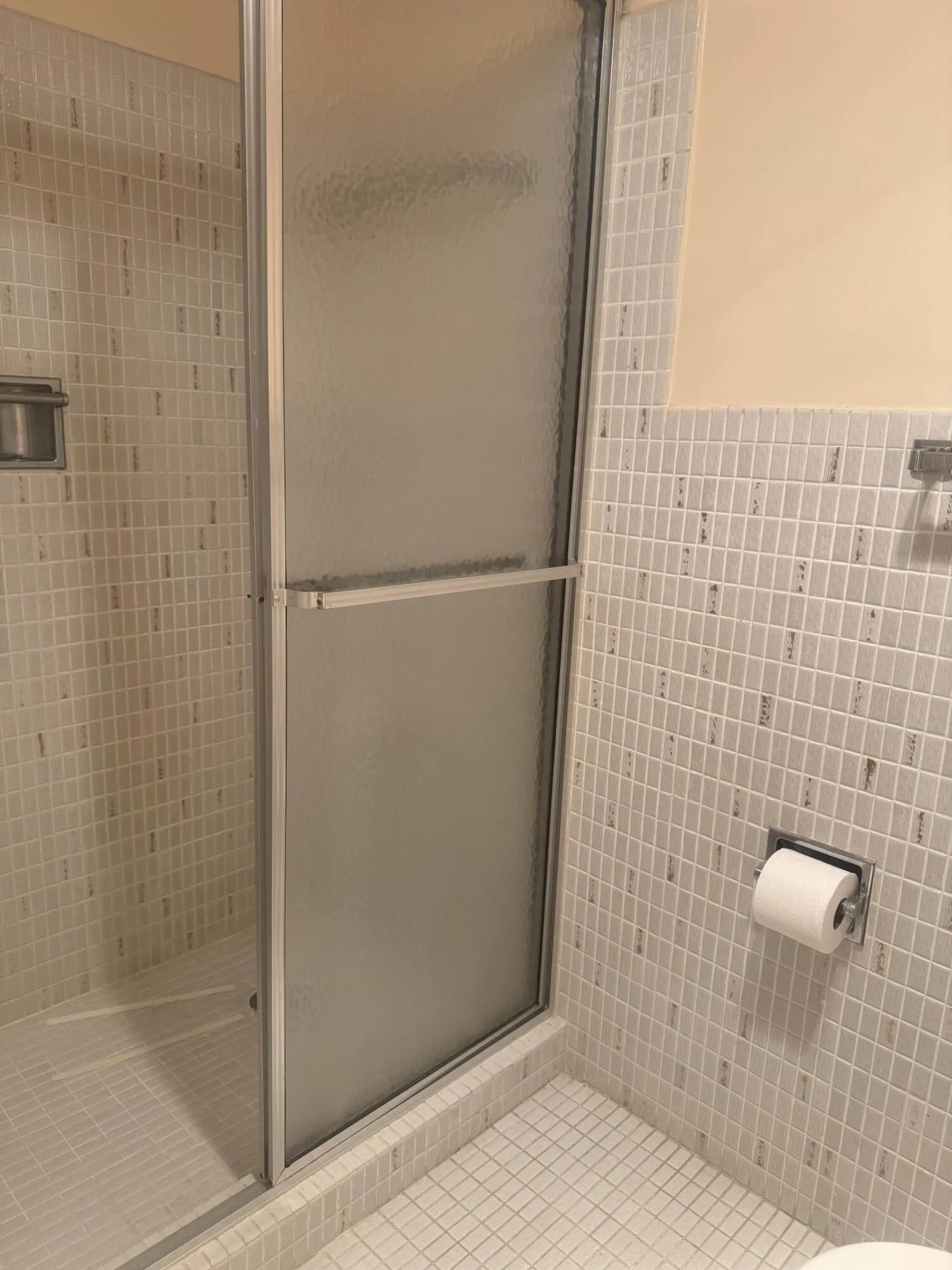 2381 SUNSET Avenue #117