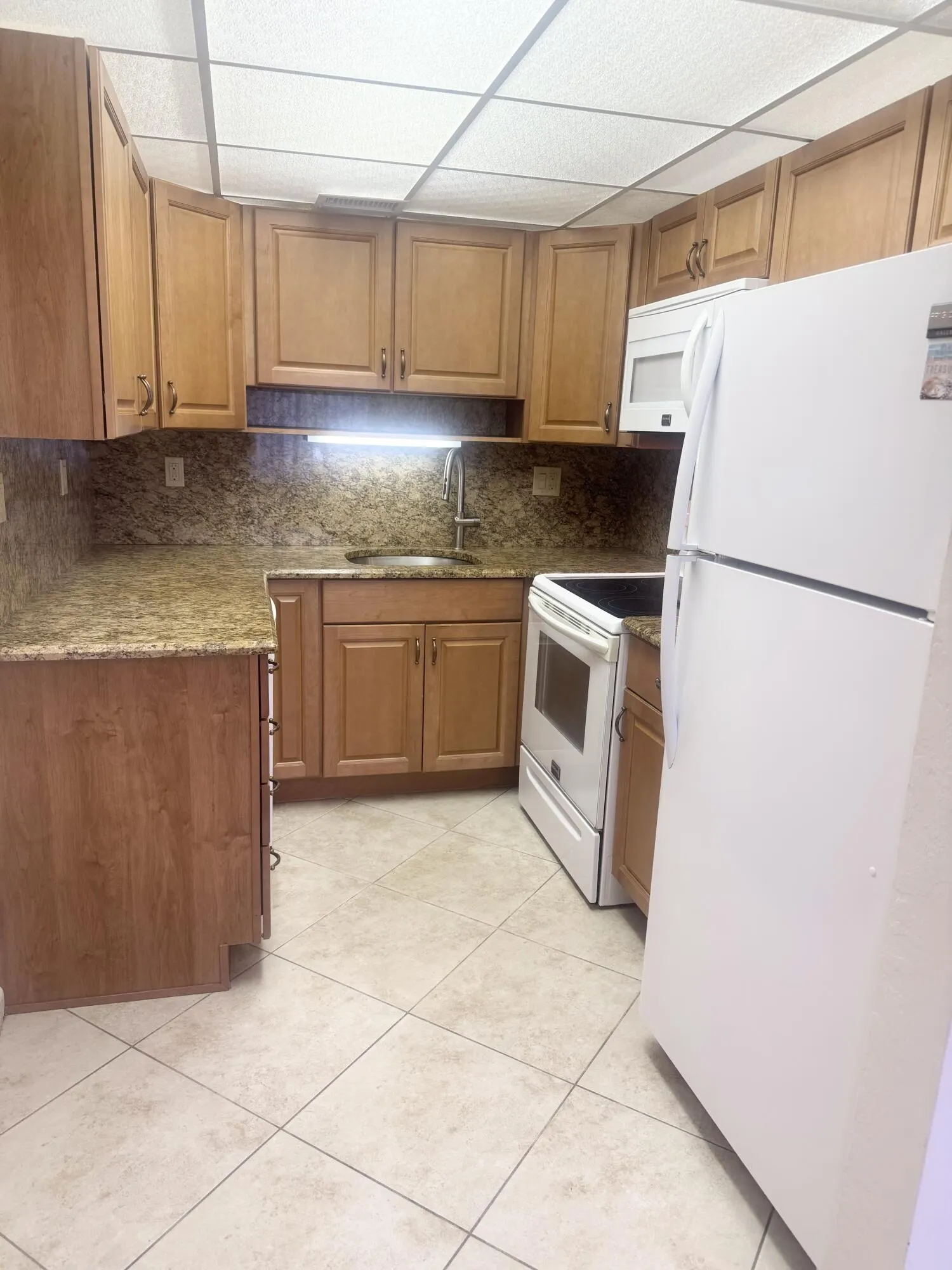 2381 SUNSET Avenue #117