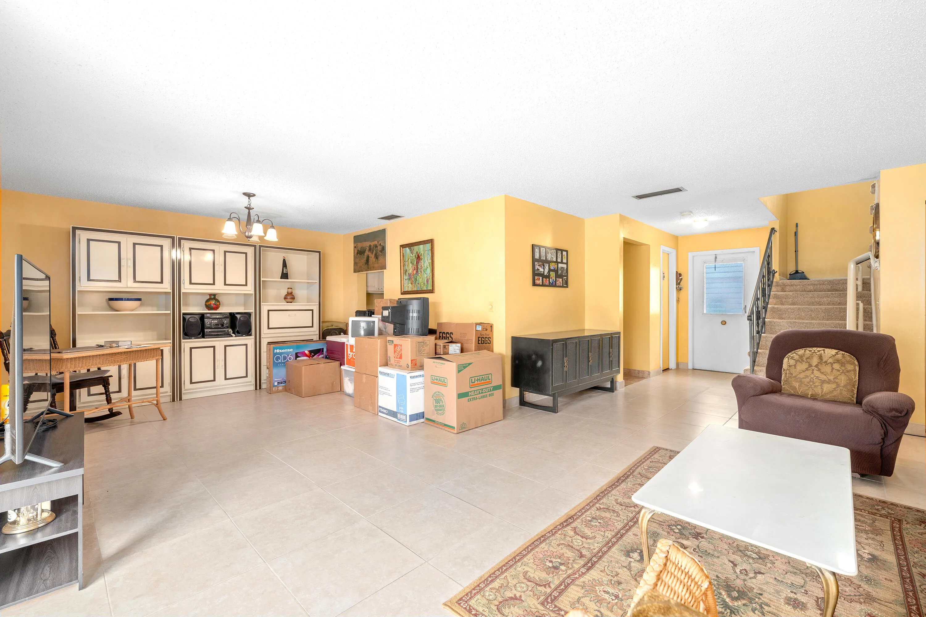 831 SALEM Lane #A