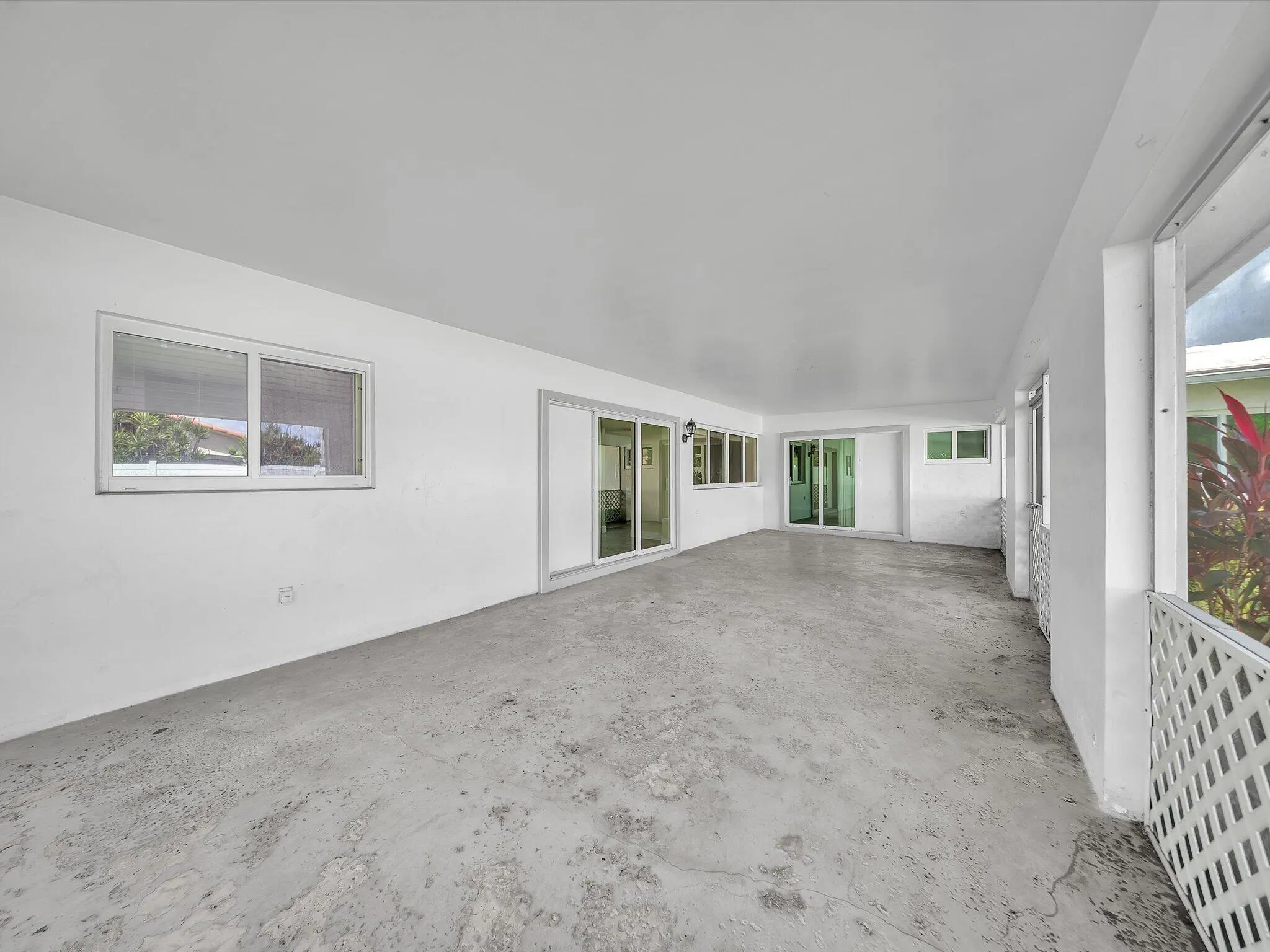 6701 NW 20TH Street