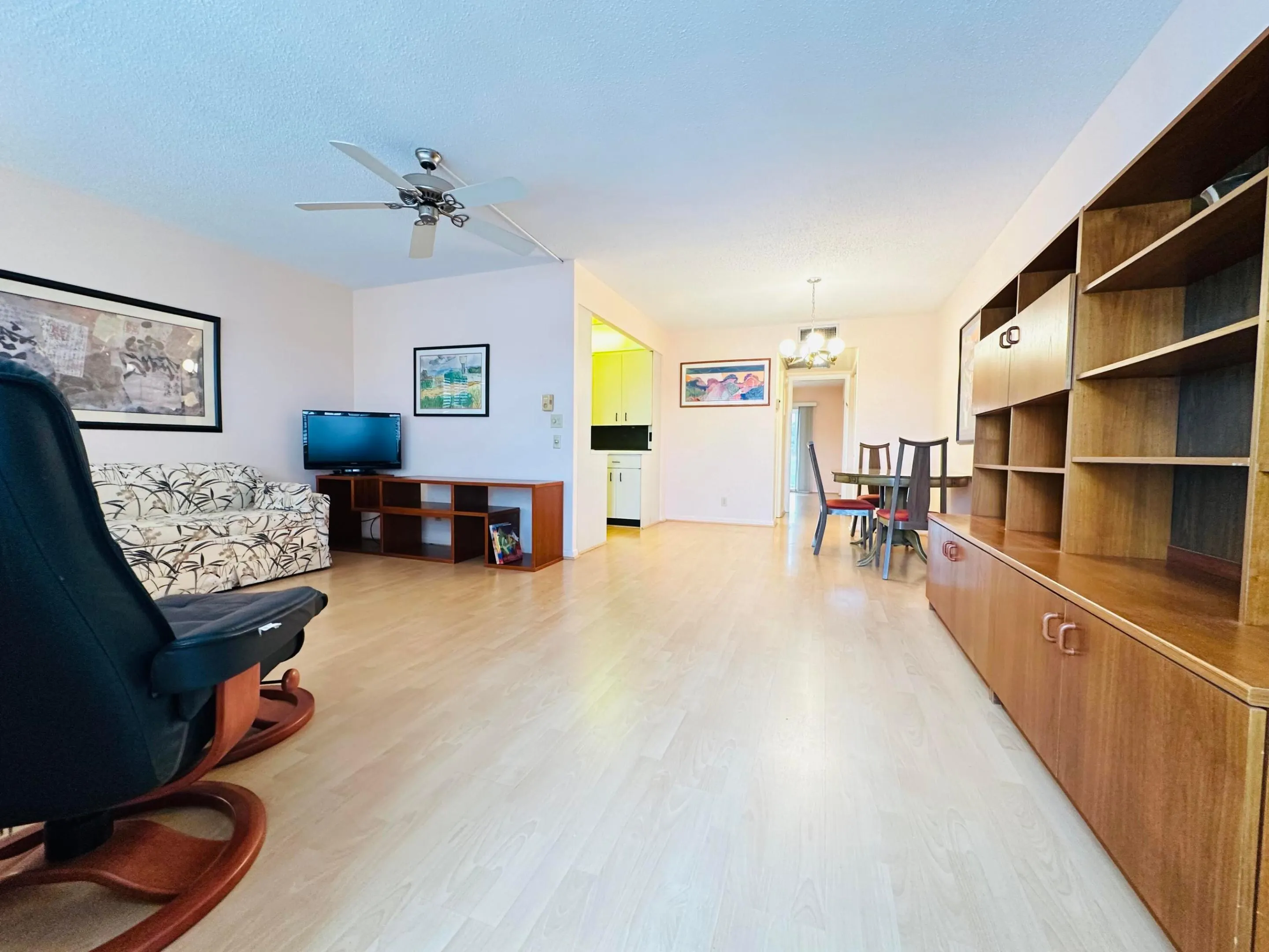 4011 NEWPORT G