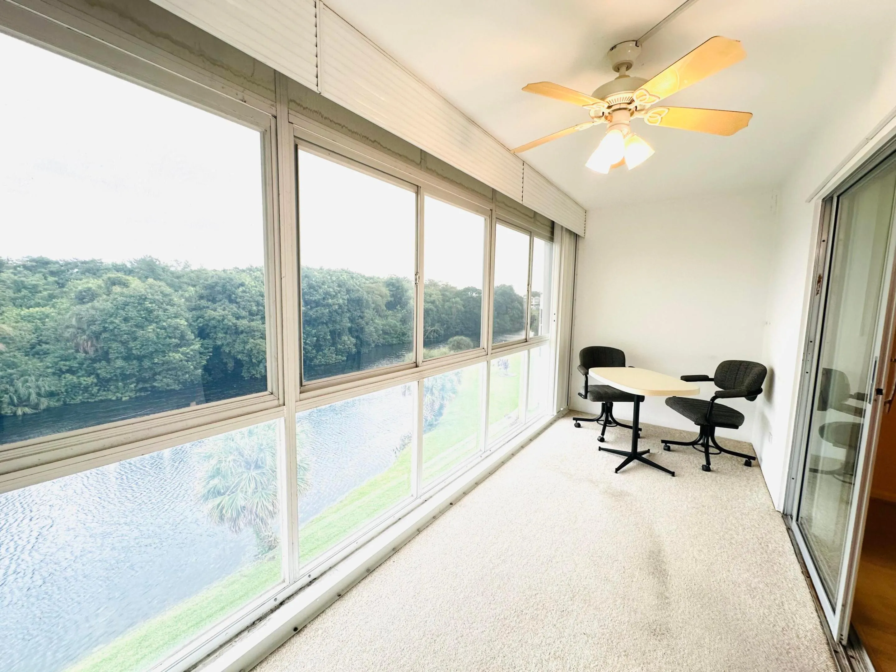 4011 NEWPORT G