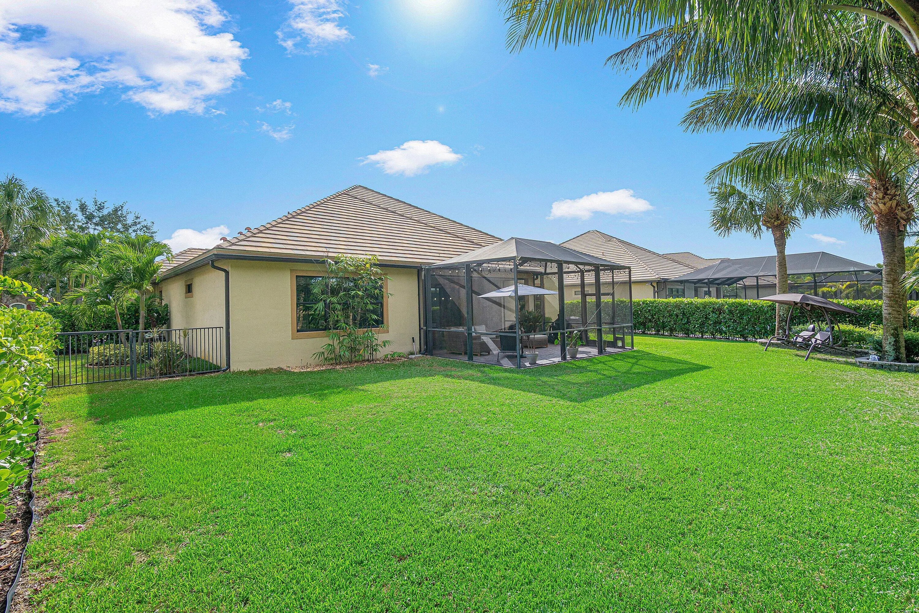 4205 Siena Circle
