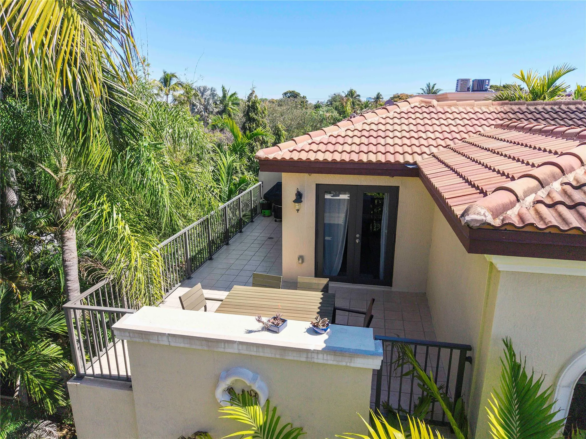 430 NE 7TH Avenue #430