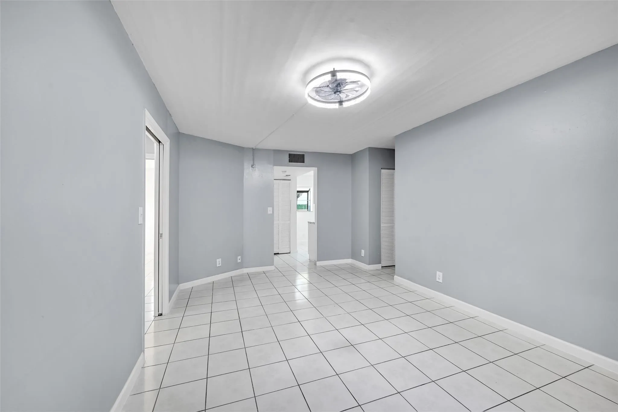109 Gardens Drive #103
