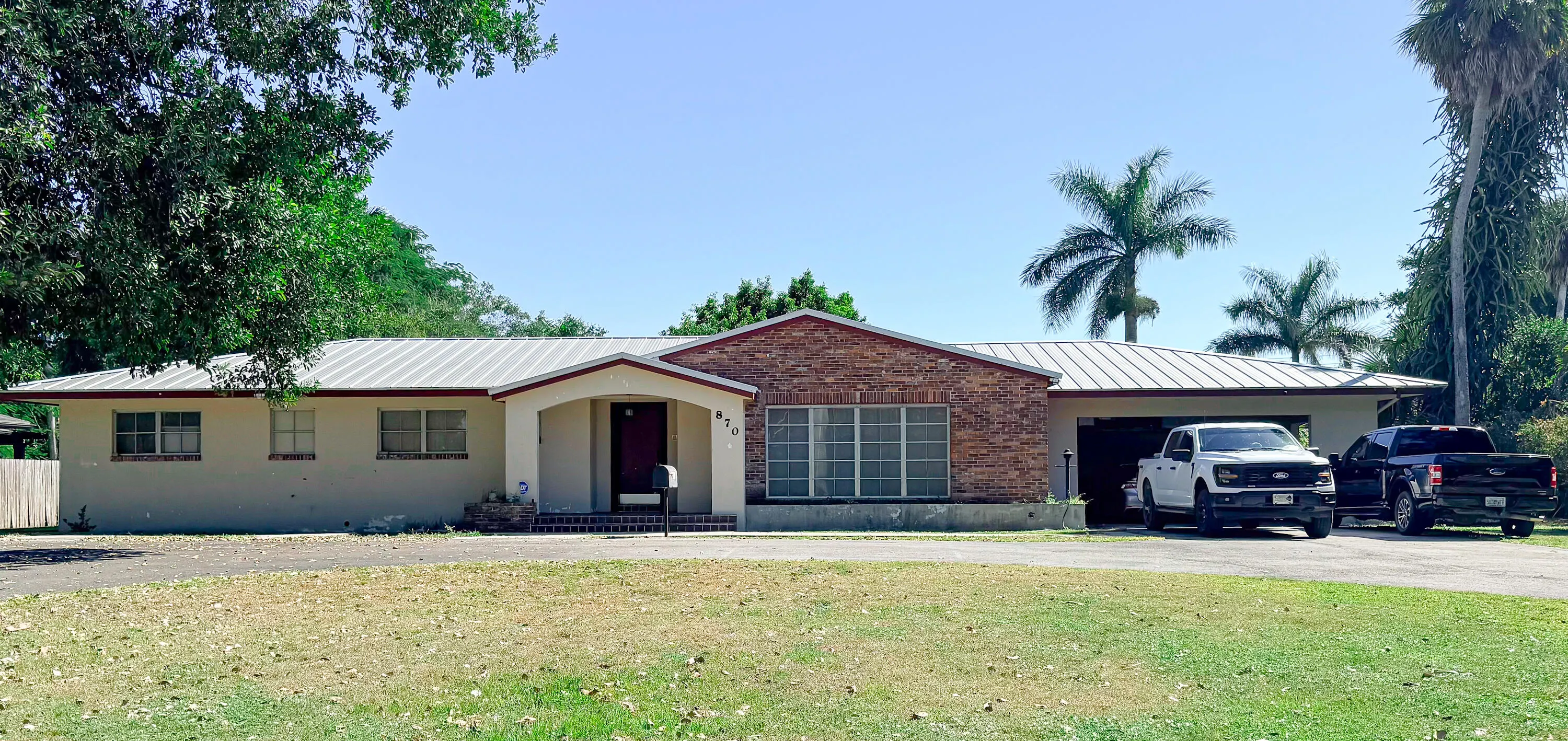 870 E Main Street