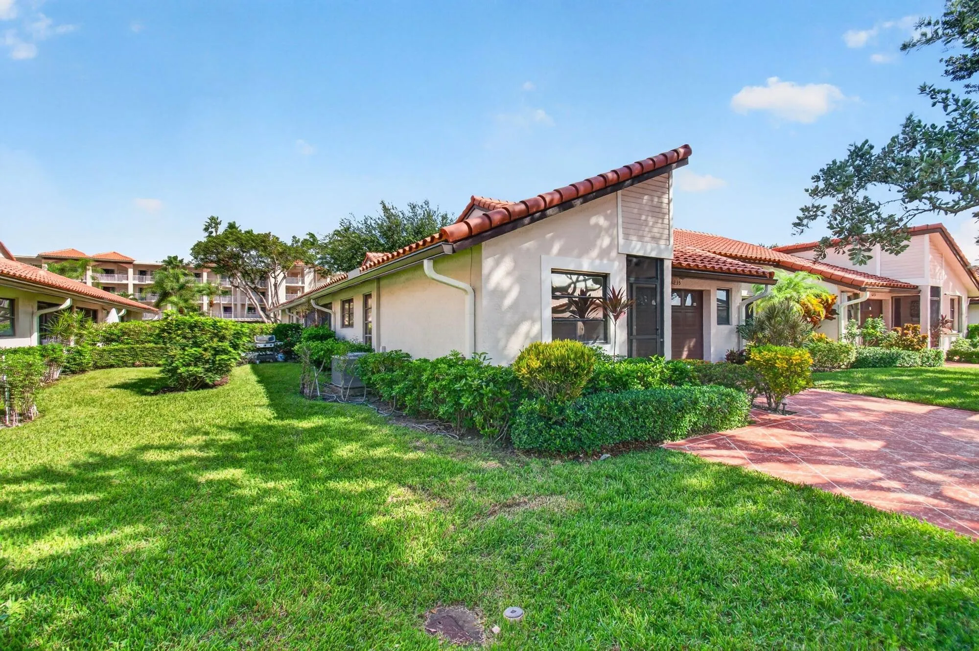 6235 Kings Gate Circle
