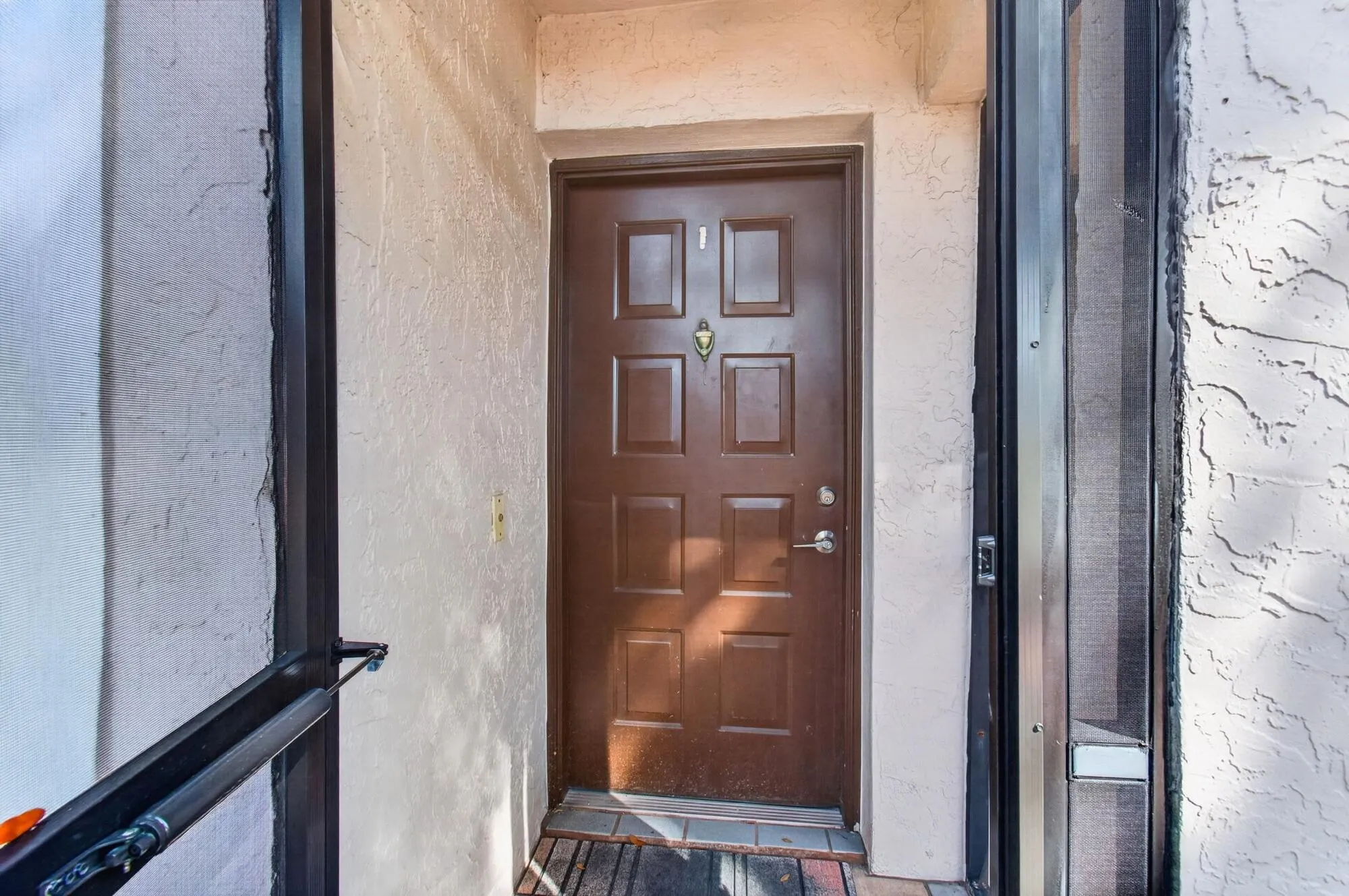 6235 Kings Gate Circle