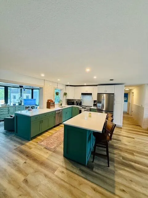401 CIRCLE E