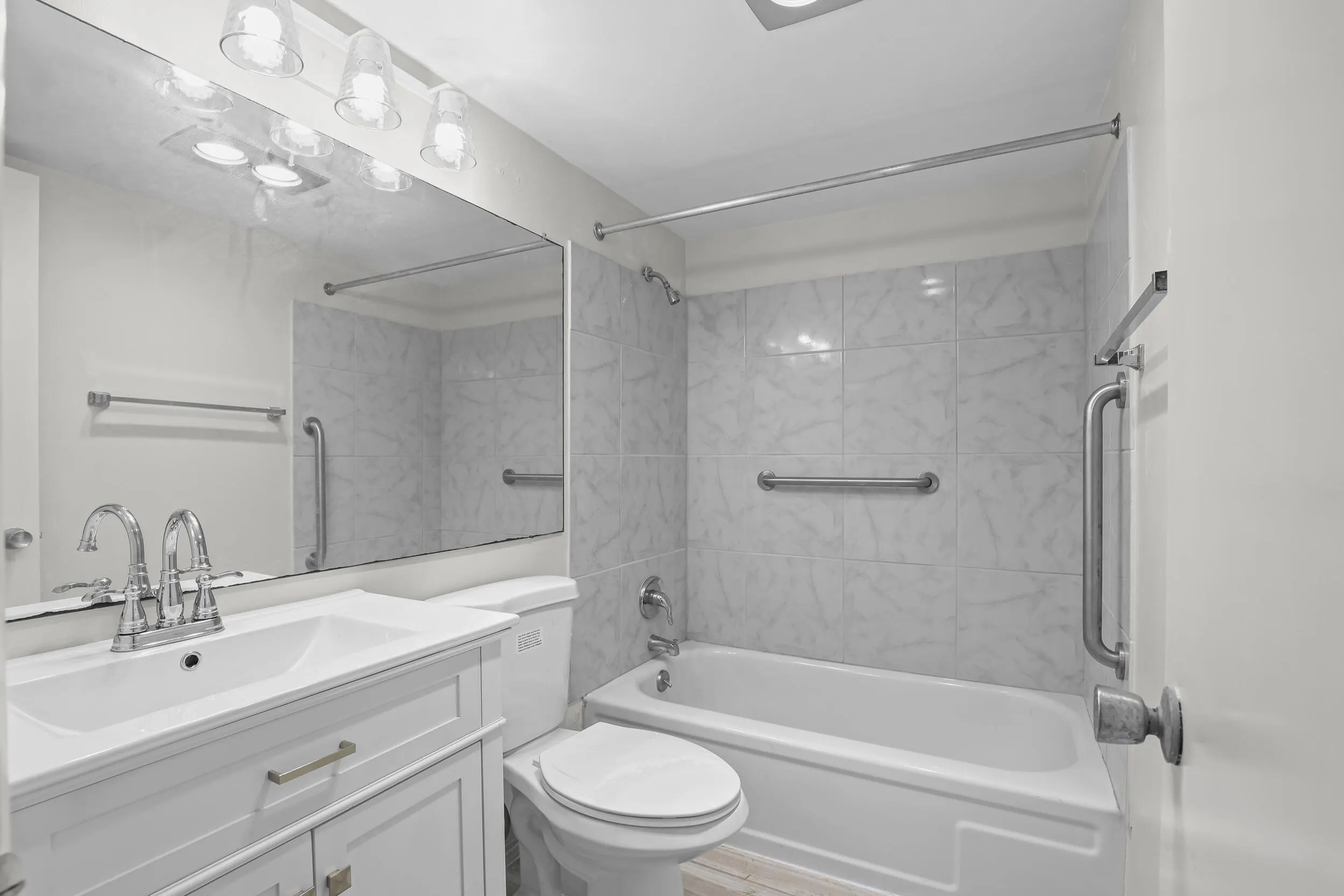148 HASTINGS I