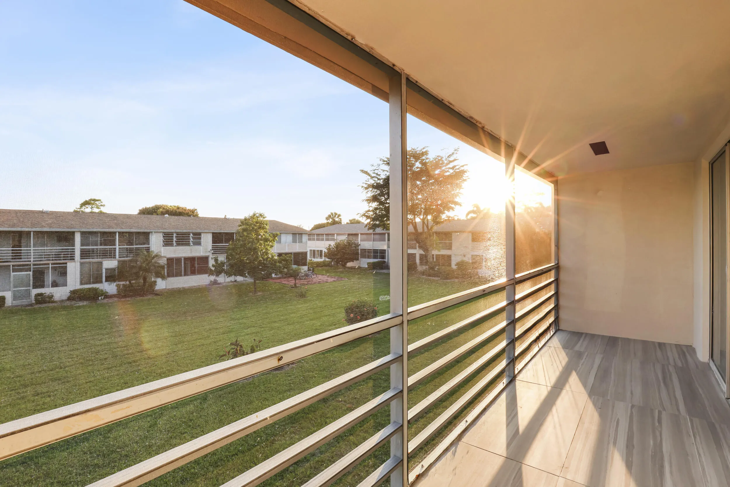 148 HASTINGS I