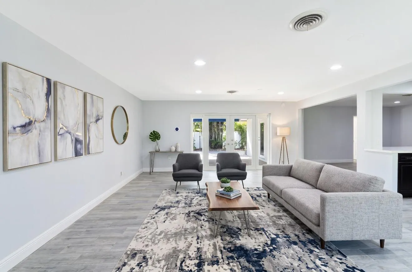 2160 NE 55TH Court