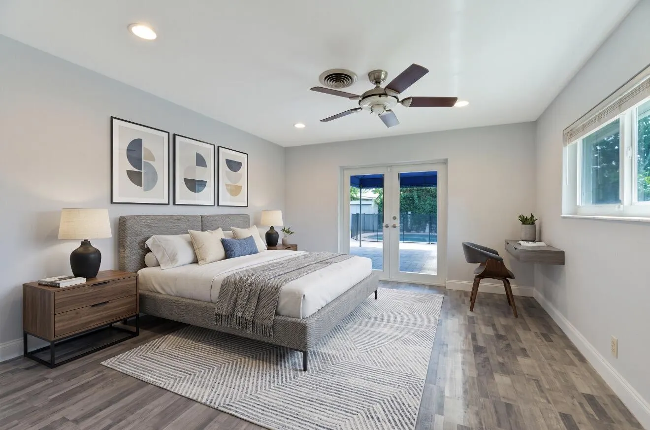 2160 NE 55TH Court
