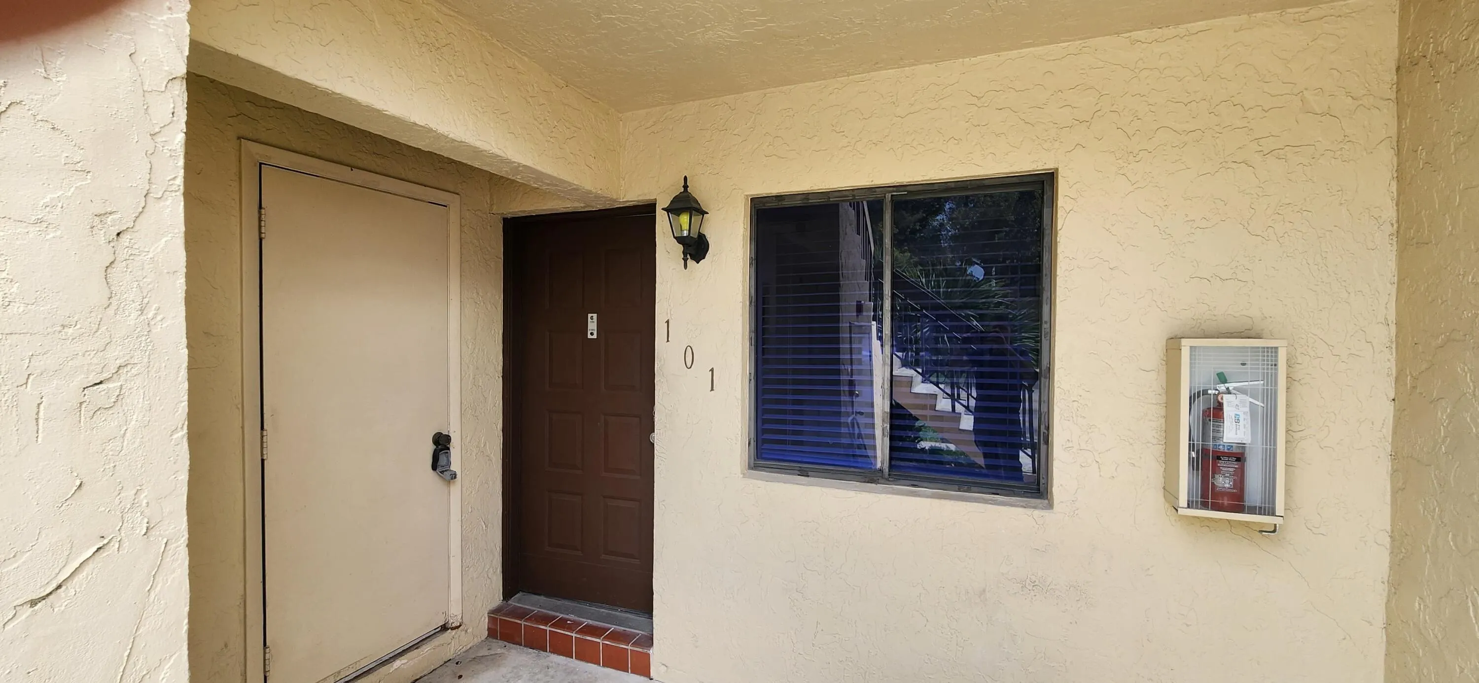 21938 REMSEN Terrace #101
