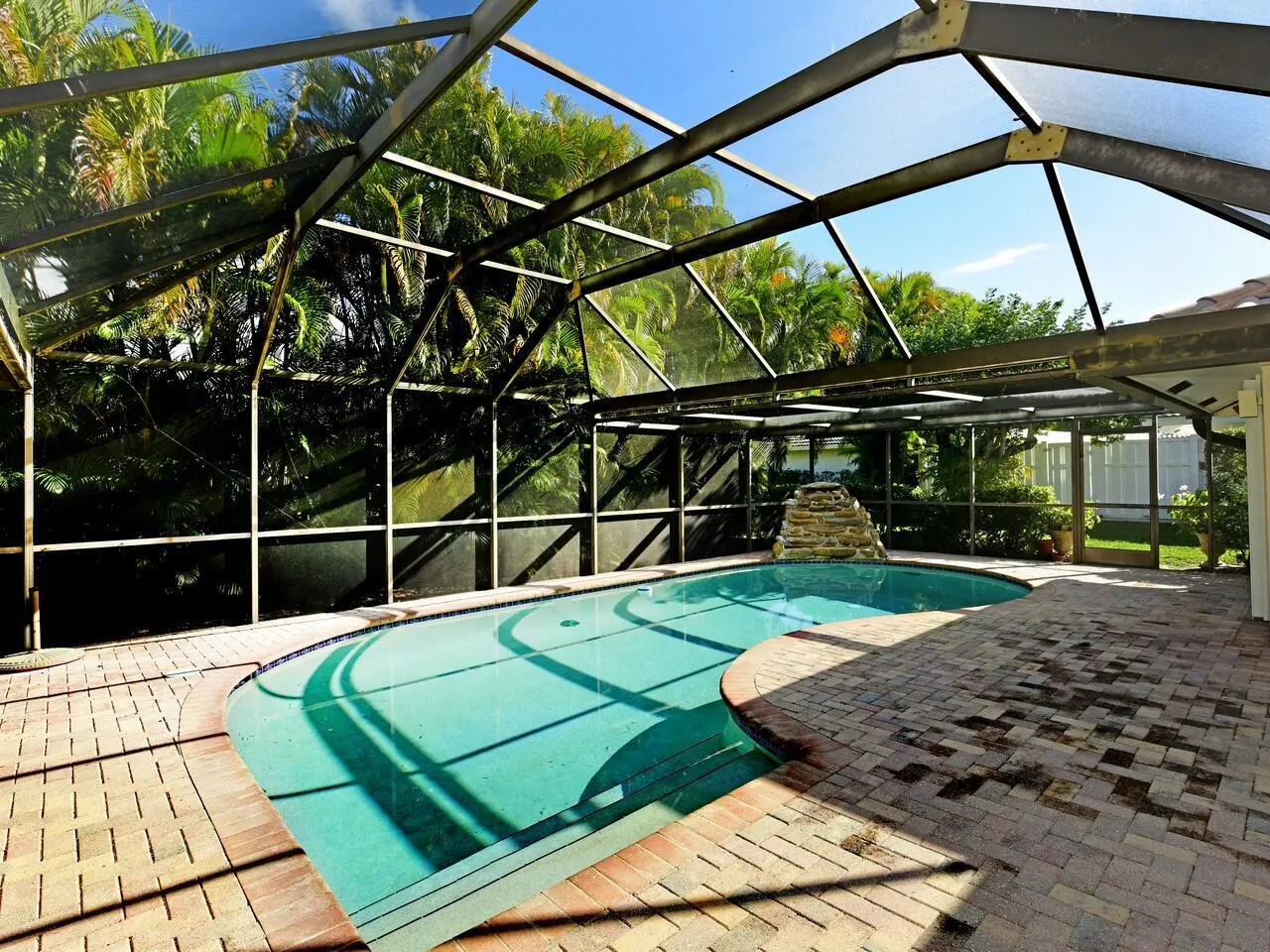 5979 Pinebrook Drive