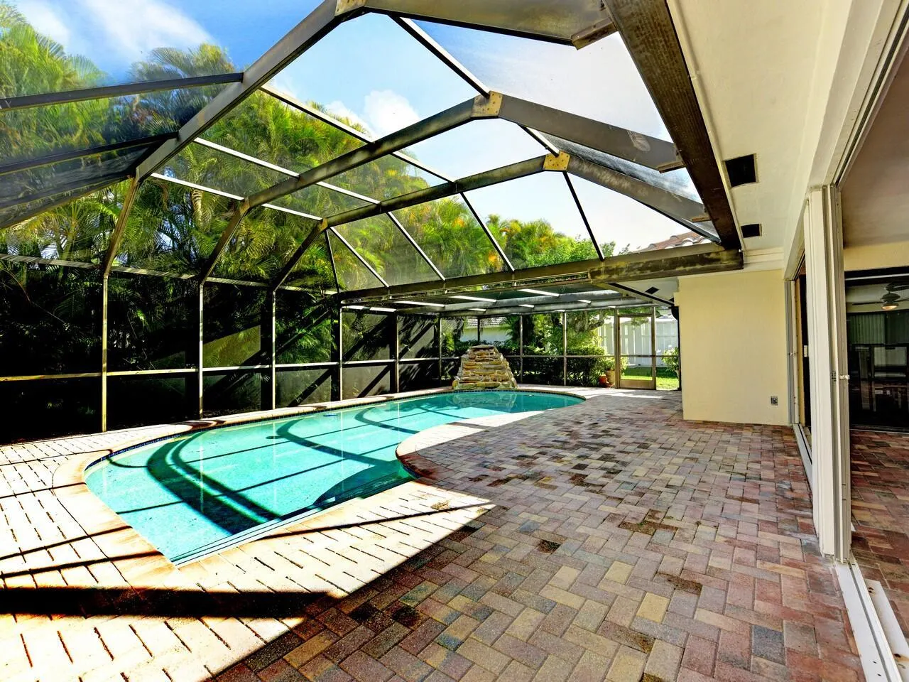 5979 Pinebrook Drive