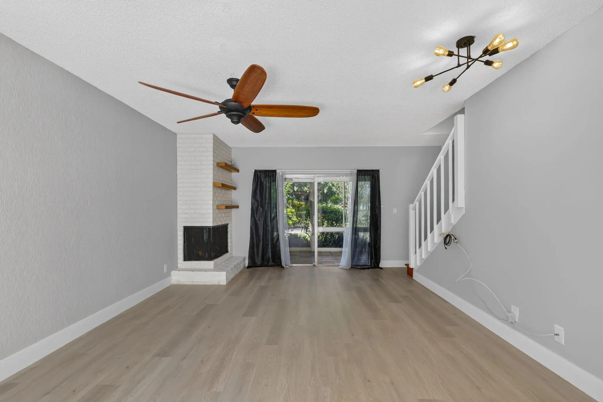 3107 N Palm Aire Drive