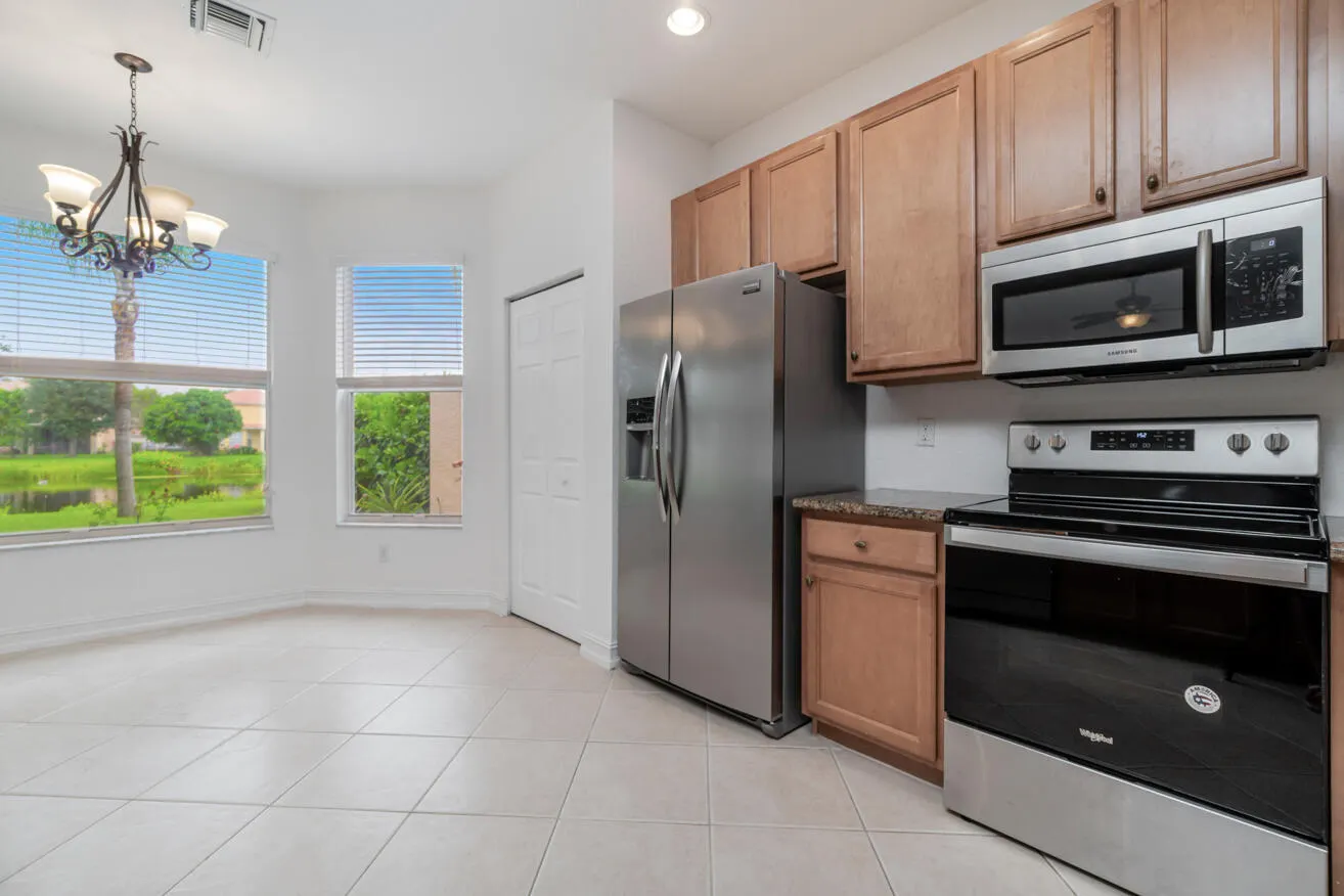 10324 Willow Oaks Trail