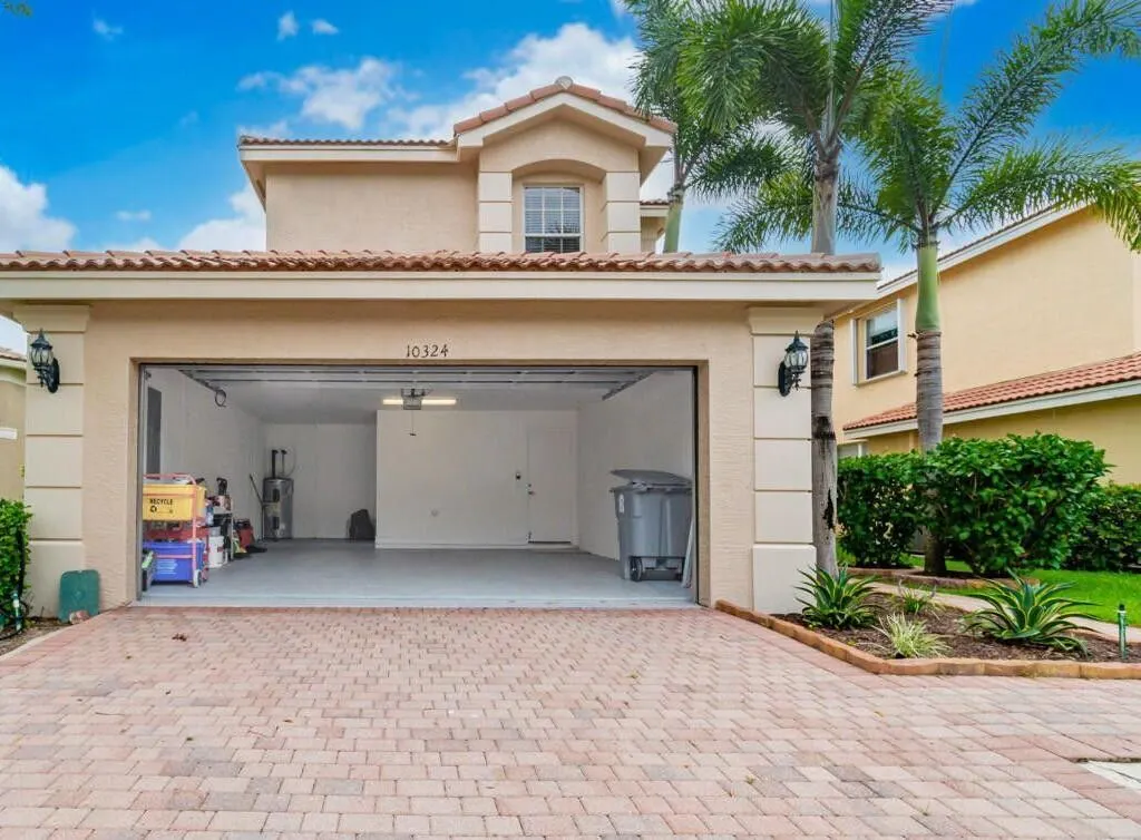 10324 Willow Oaks Trail