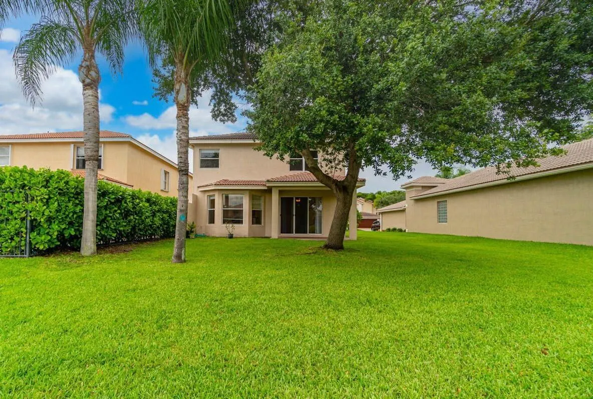 10324 Willow Oaks Trail