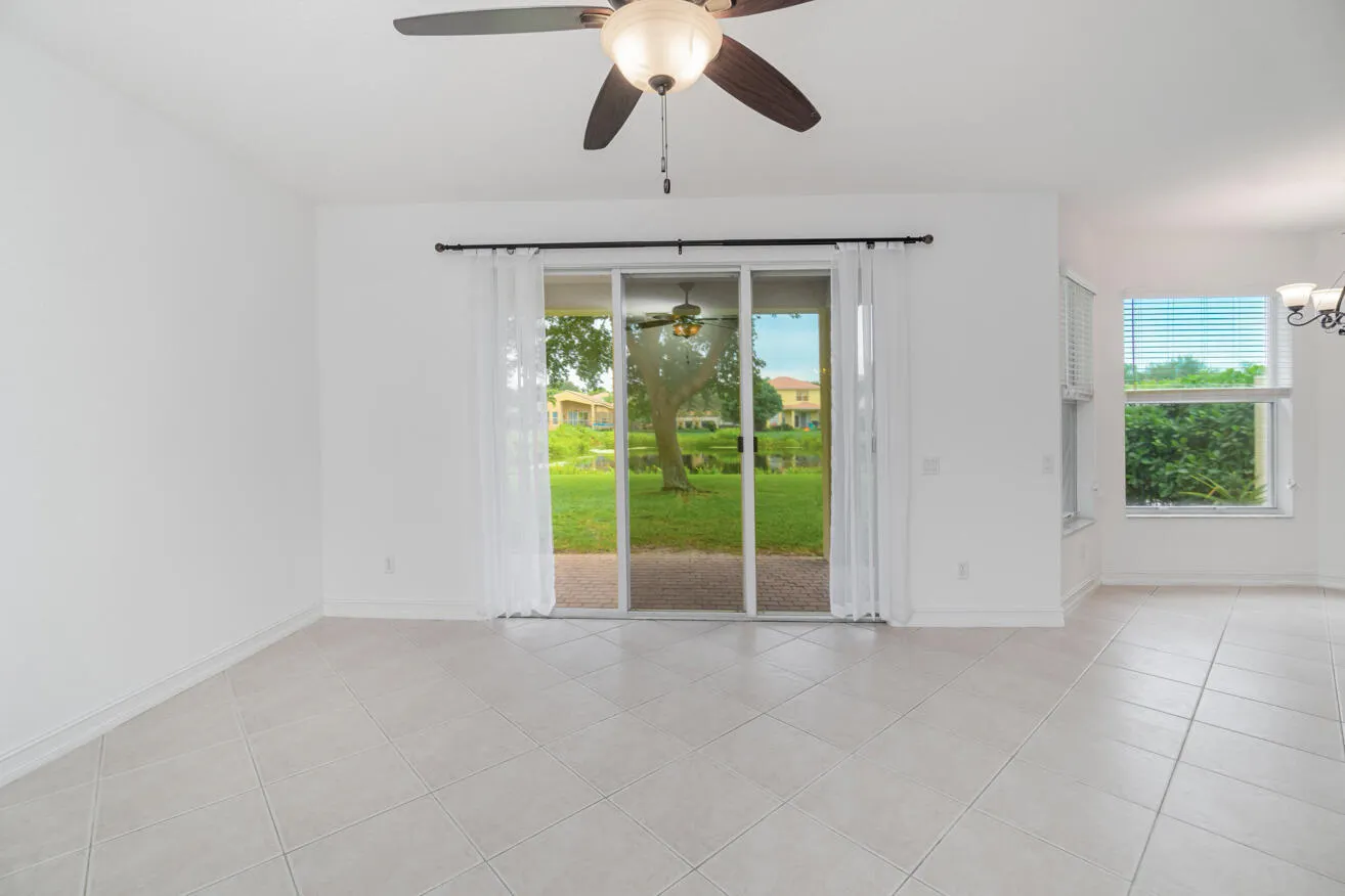 10324 Willow Oaks Trail