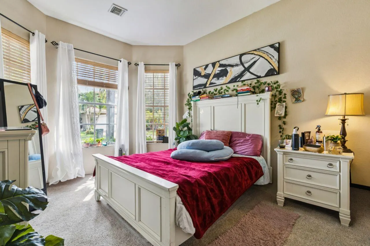 5521 ALBIN Drive