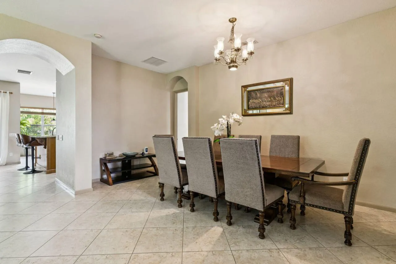 5521 ALBIN Drive