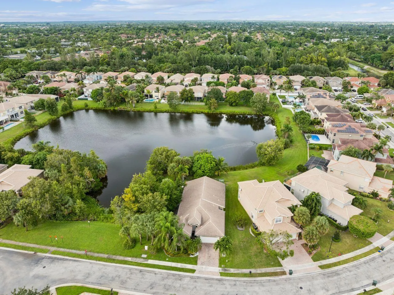 5521 ALBIN Drive