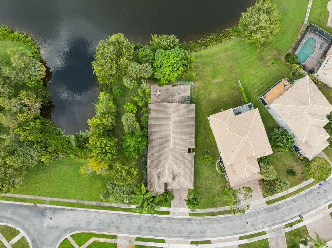 5521 ALBIN Drive