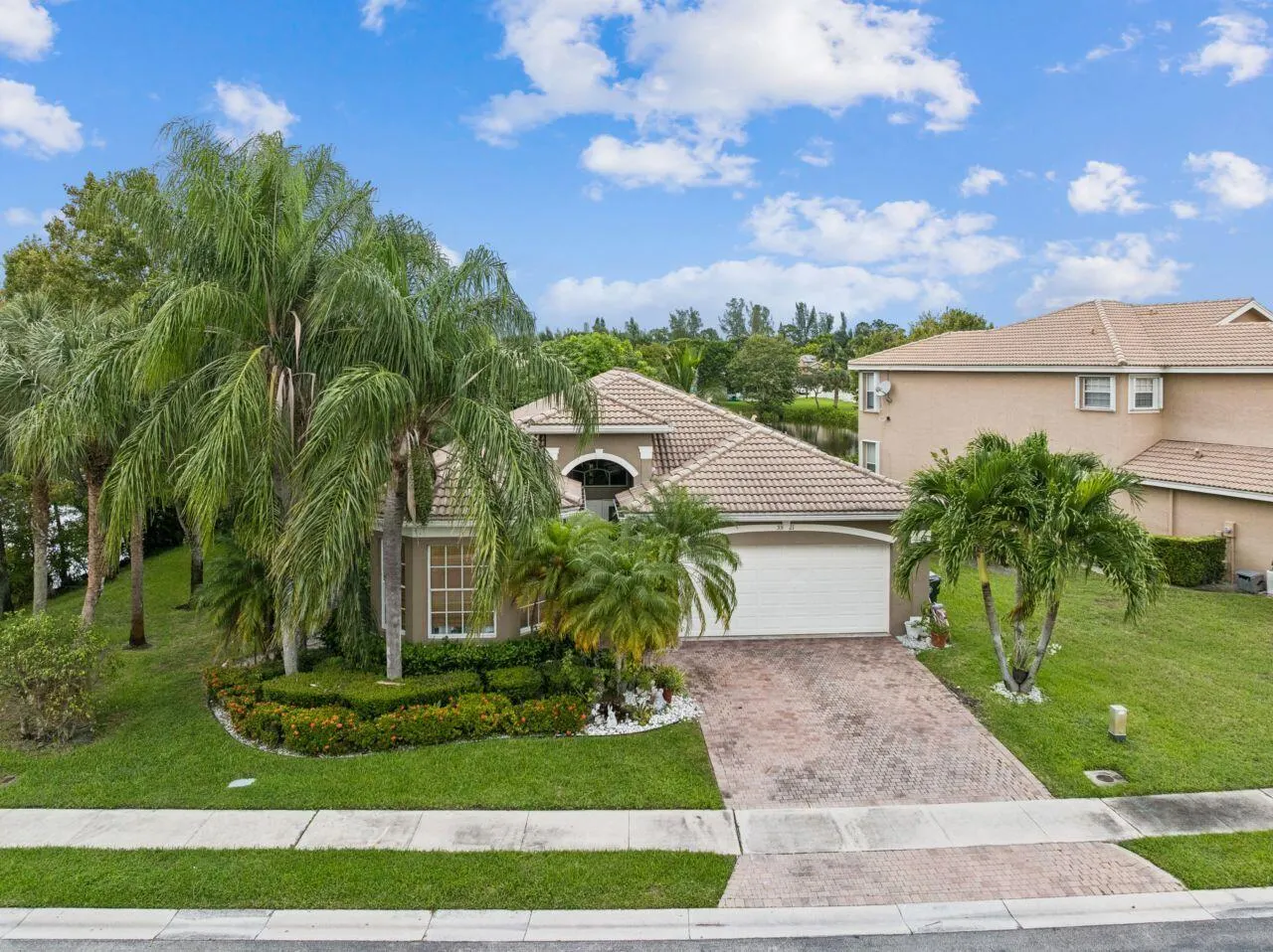 5521 ALBIN Drive