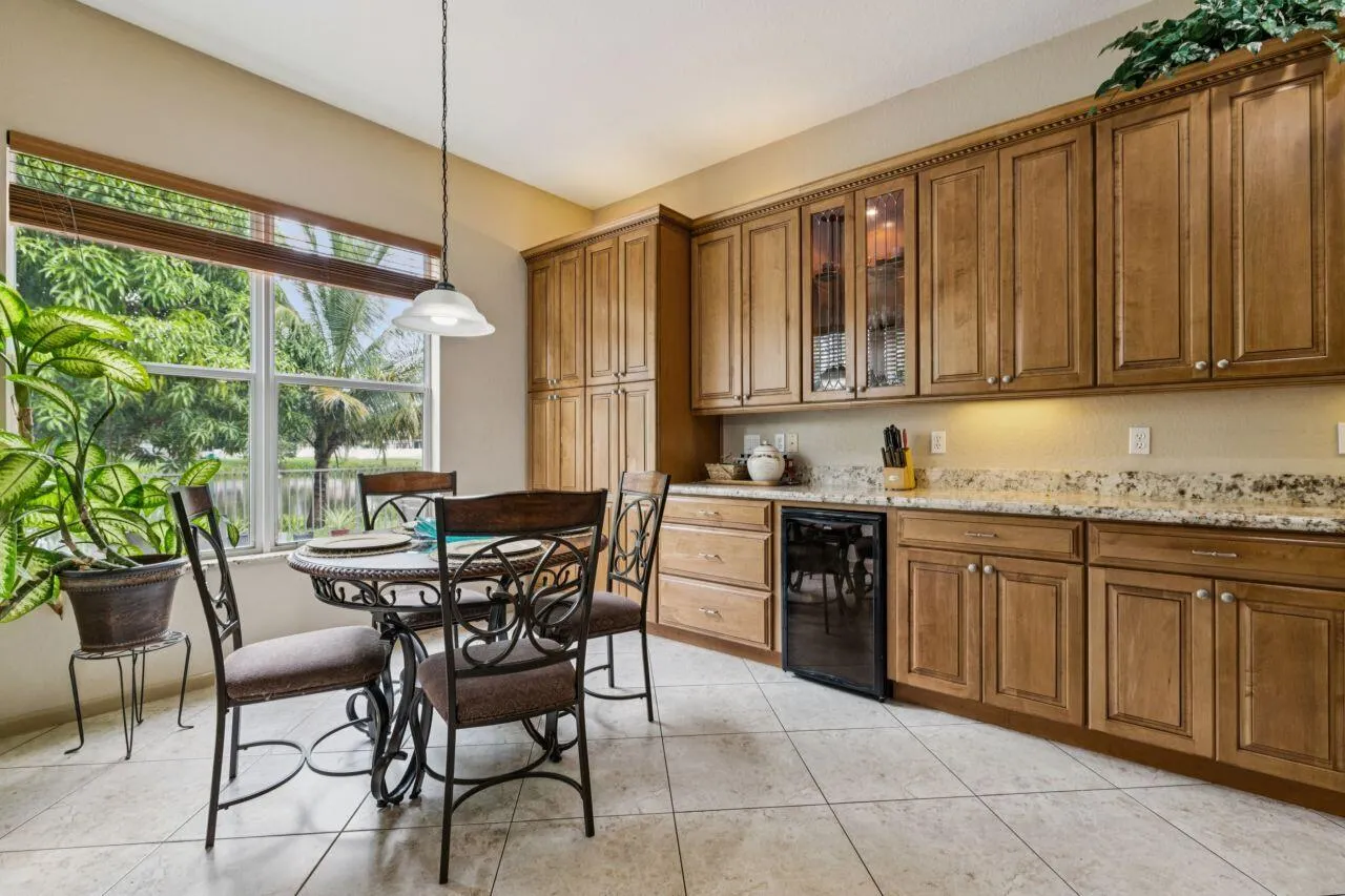 5521 ALBIN Drive
