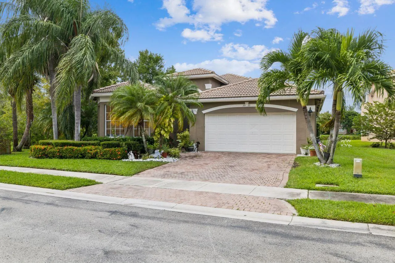 5521 ALBIN Drive