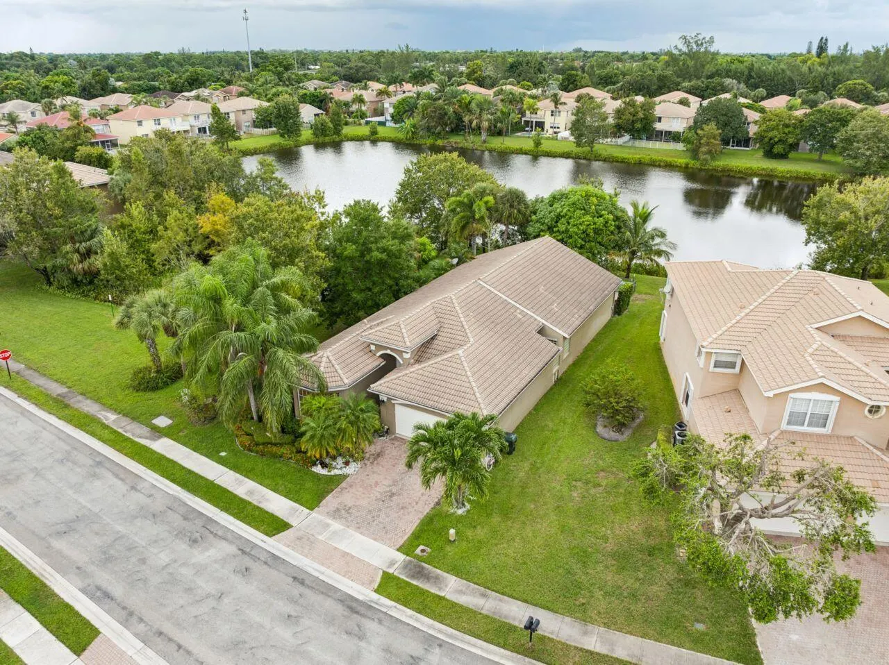 5521 ALBIN Drive