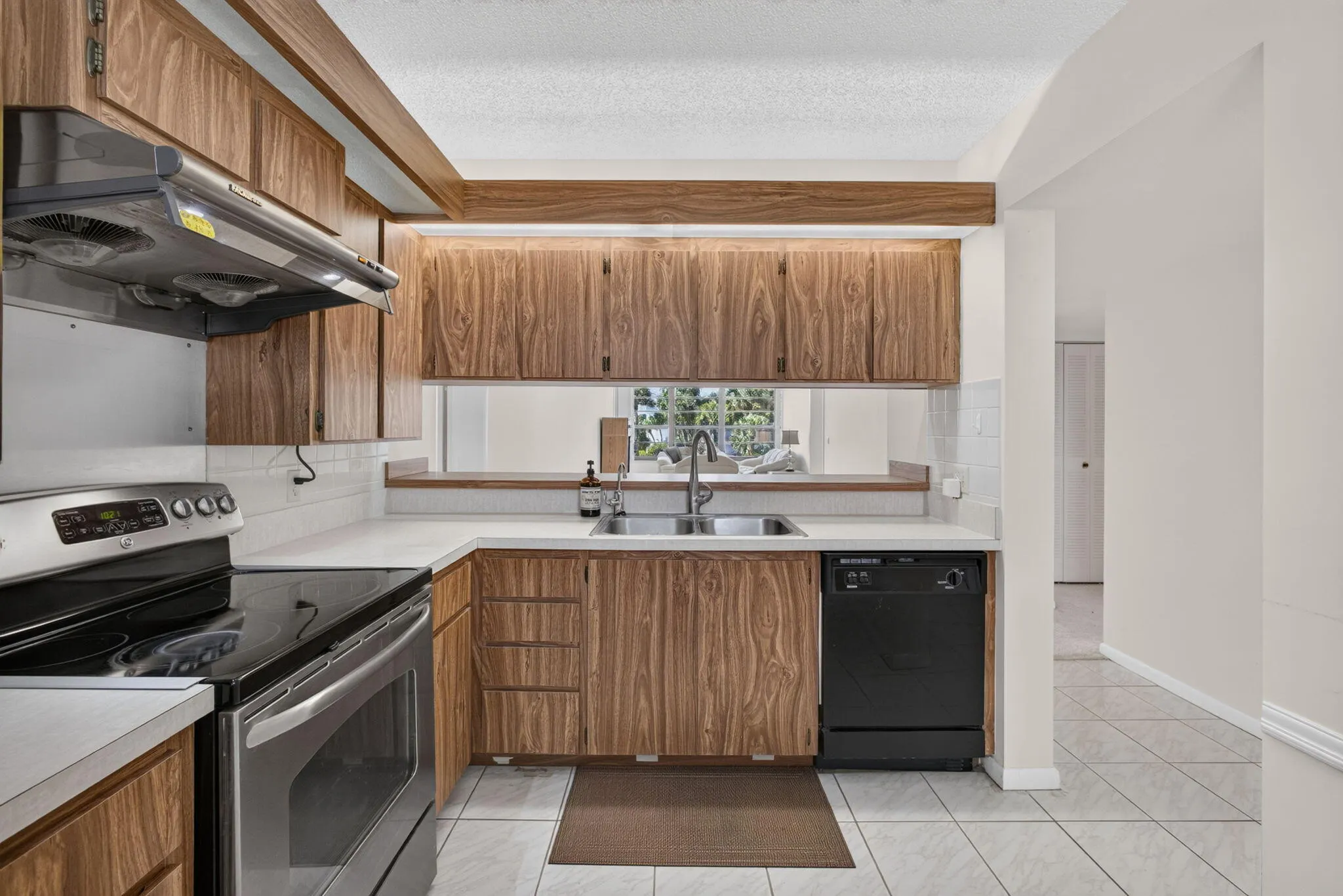 3626 WHITEHALL Drive #306