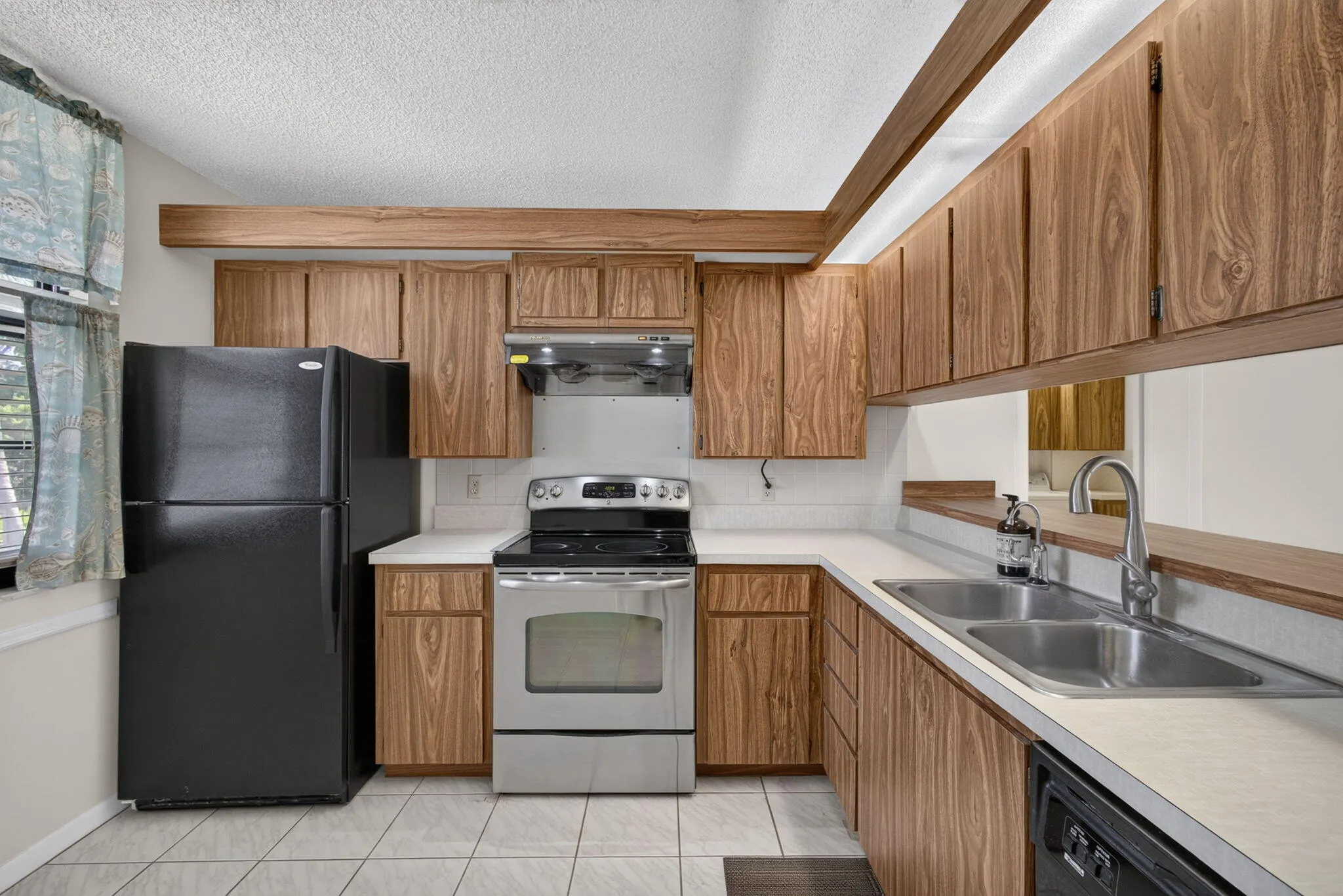 3626 WHITEHALL Drive #306
