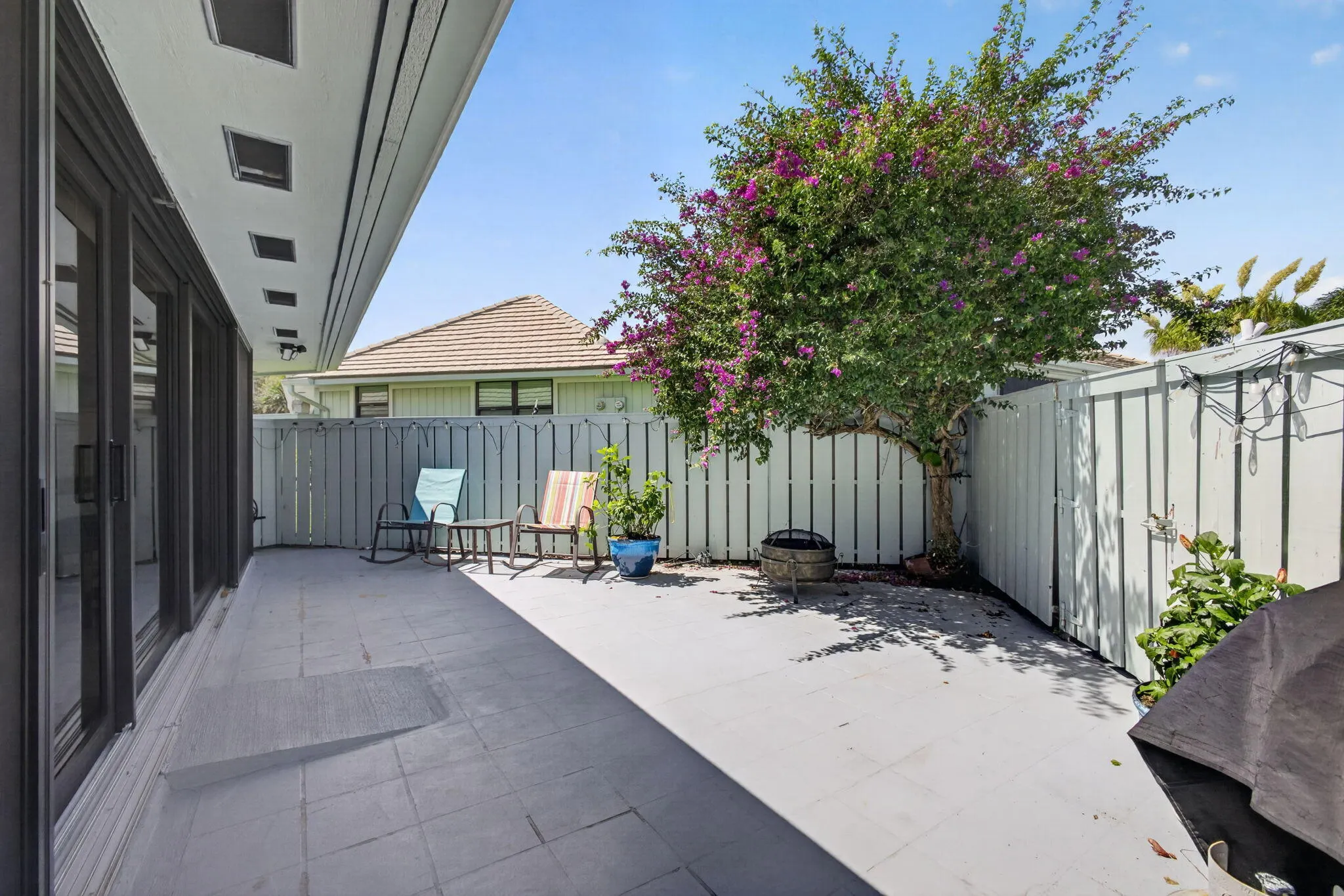 1127 E SEMINOLE Avenue #15D